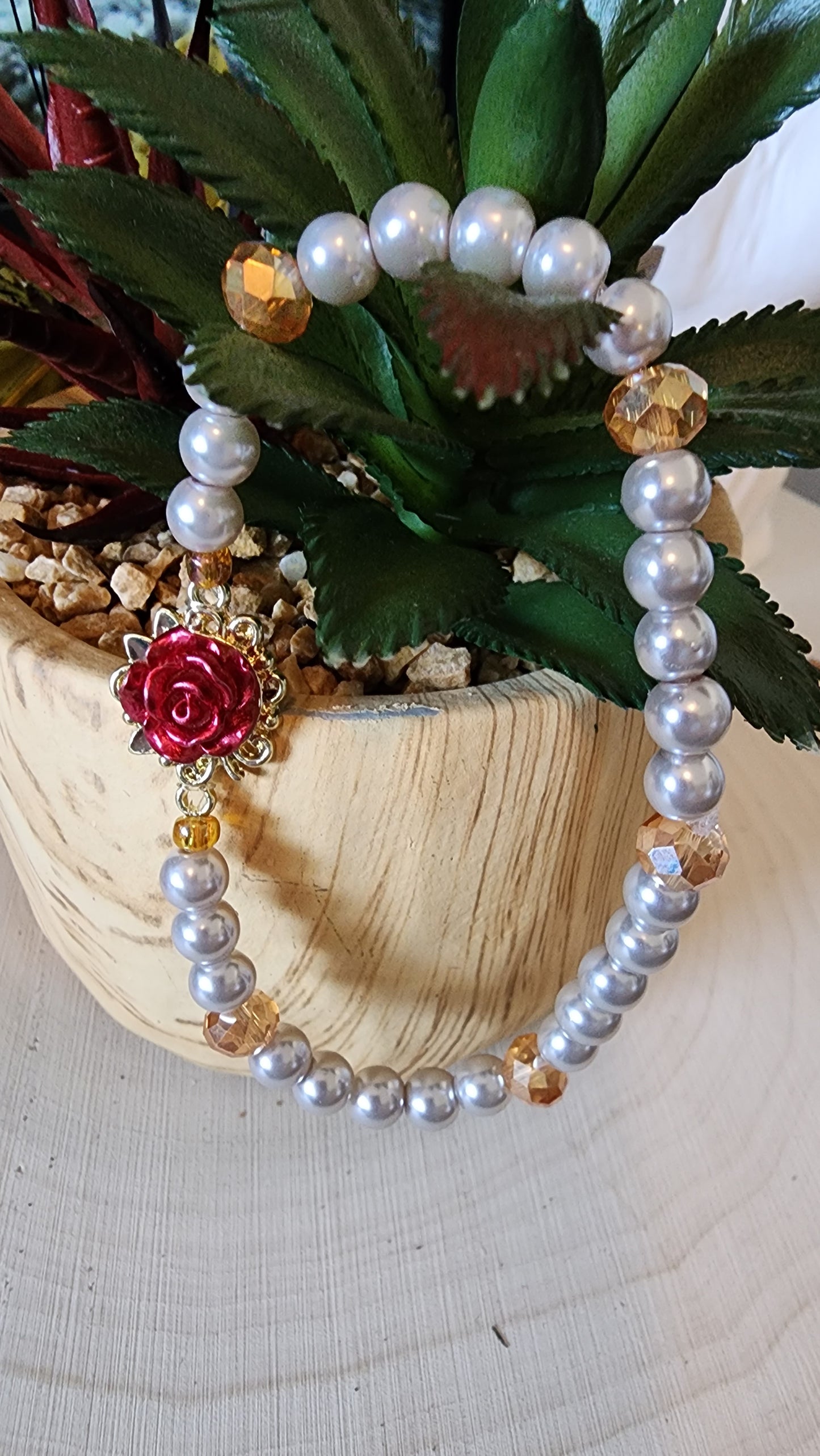 Rose Pearl Bracelet