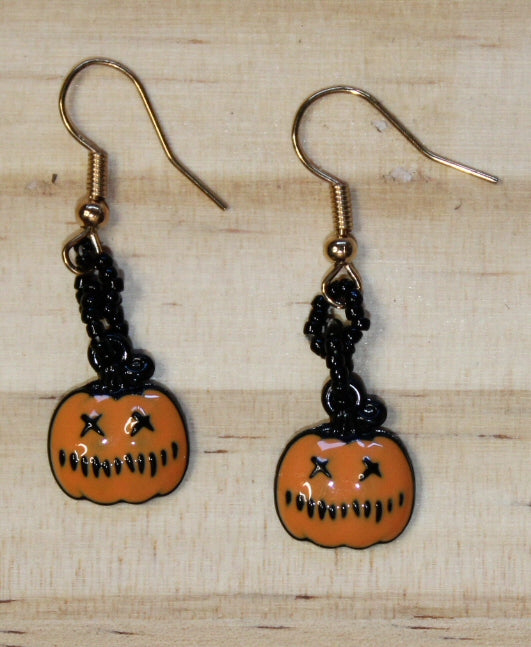 Jack O' Lantern beaded earring